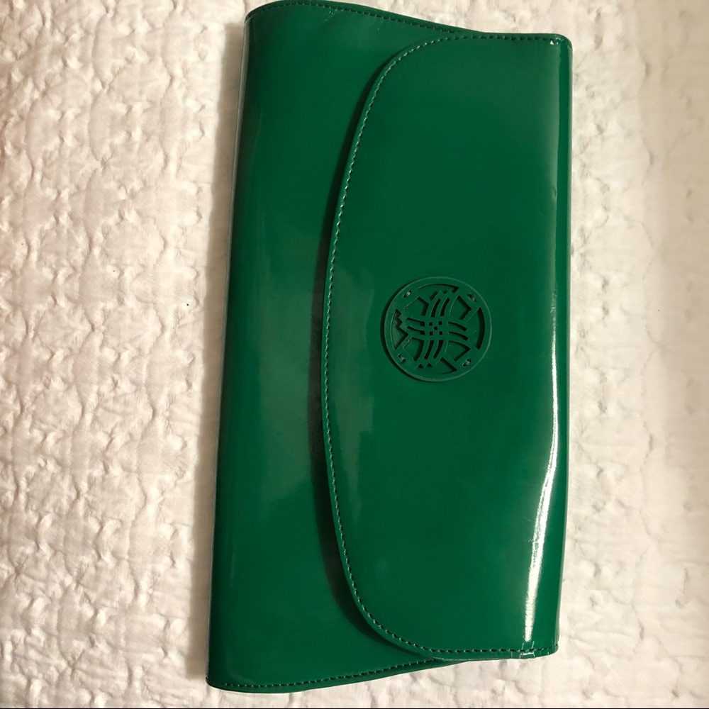 New Green clutch